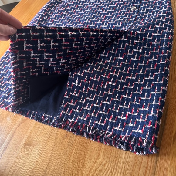 Talbots Boucle Wrap Skirt Silver Buttons Navy Red White Textured Size 14 - Picture 9 of 14